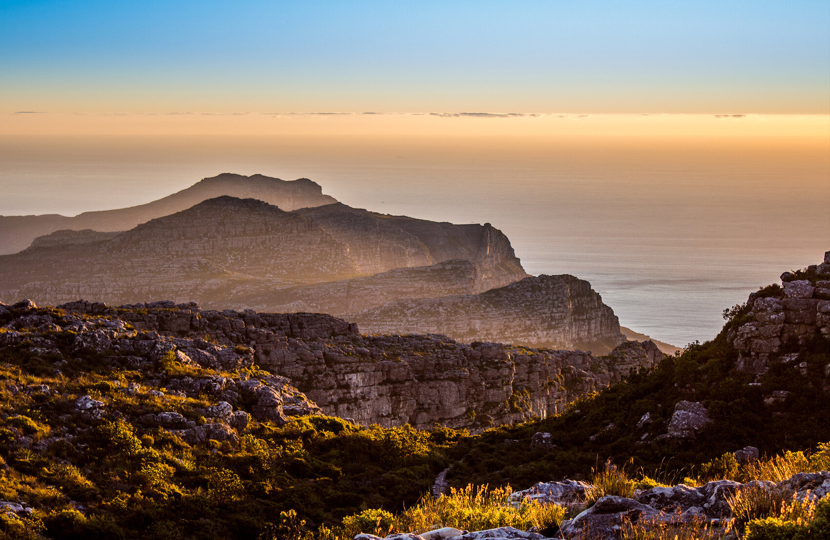 Golden Hour, Table Mountain — Cape Town fine art print by Tamarac