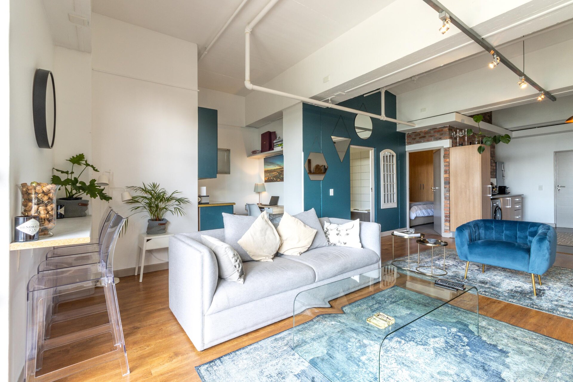 Property & Architecture 41