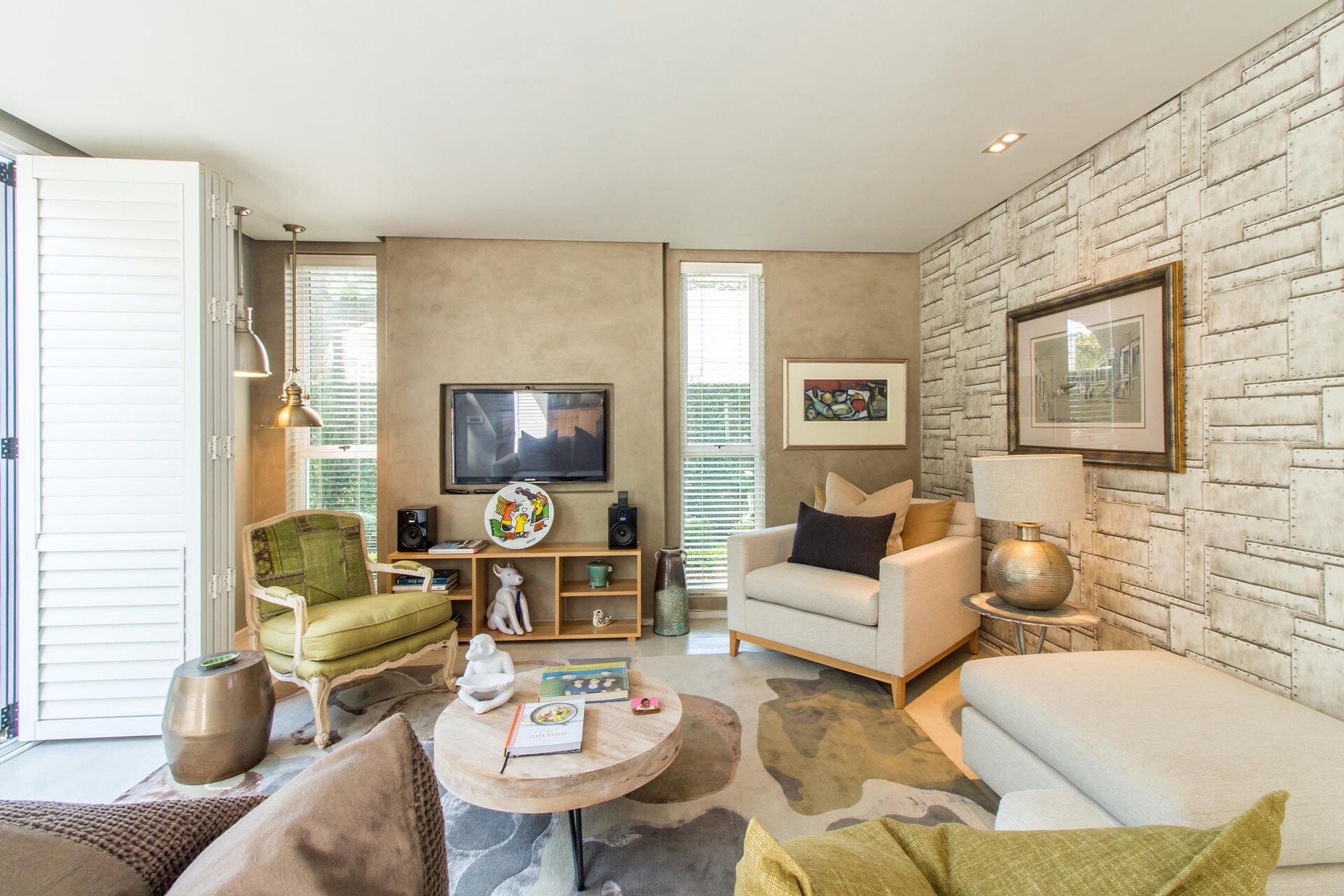 Property & Architecture 44