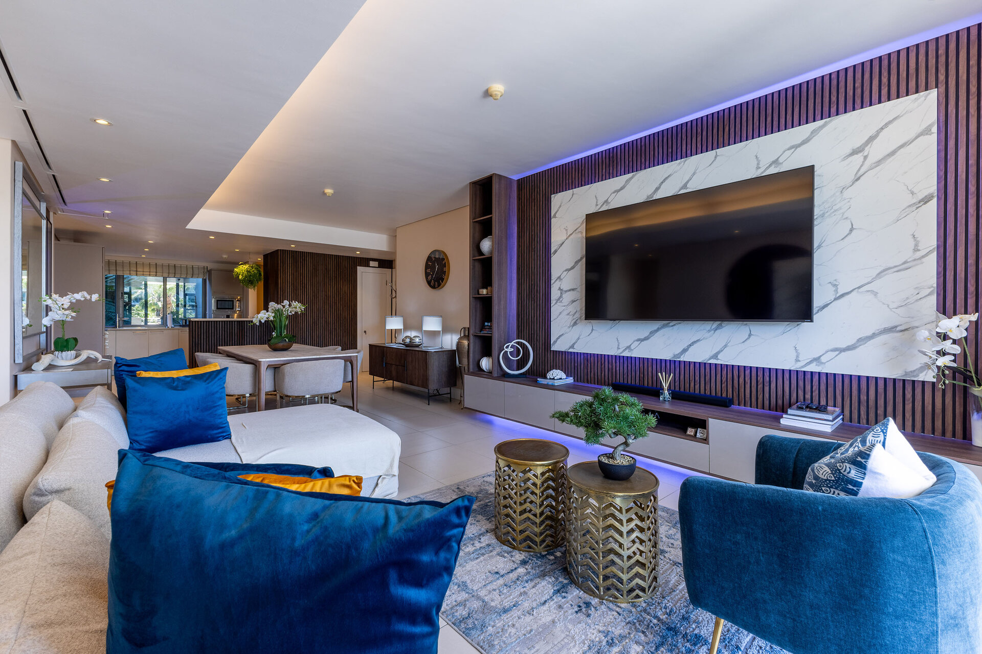 Property & Architecture 54