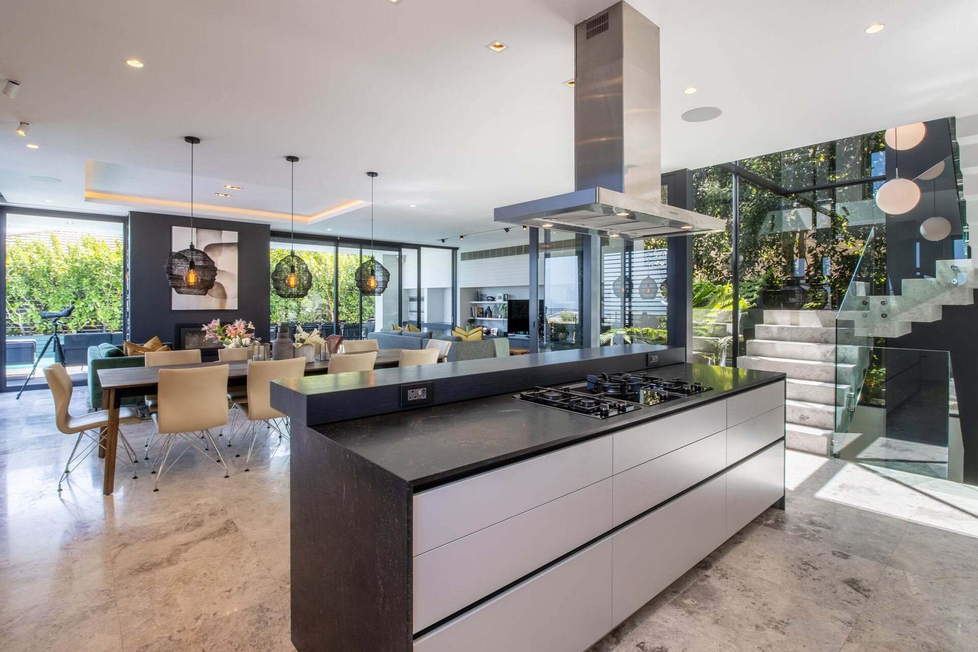 Property & Architecture 62